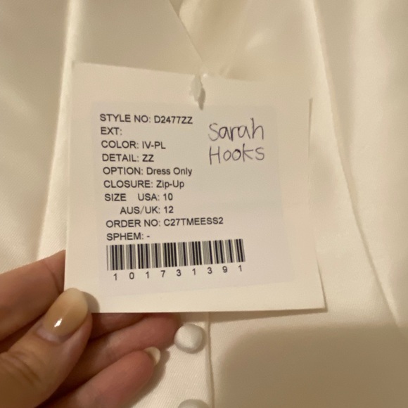 Essence of Australia D2477 never worn bridal gown - Picture 7 of 7